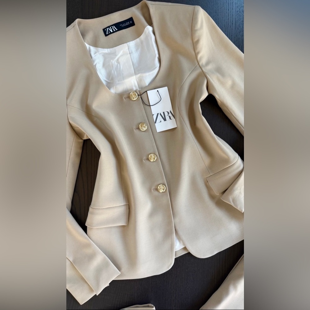 Zara Women's Beige Pantsuit Set - Picture 4 of 12